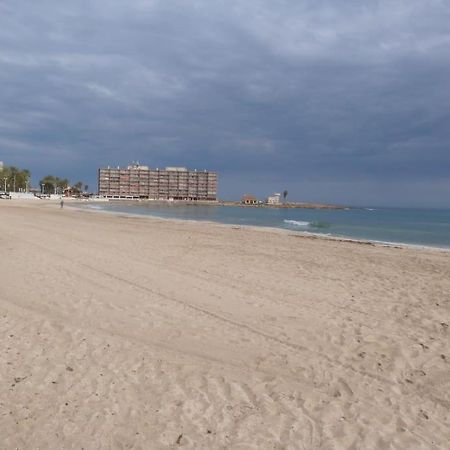 Modern Apartment In Torrevjea 200M From The Loccos Beach Torrevieja Eksteriør bilde