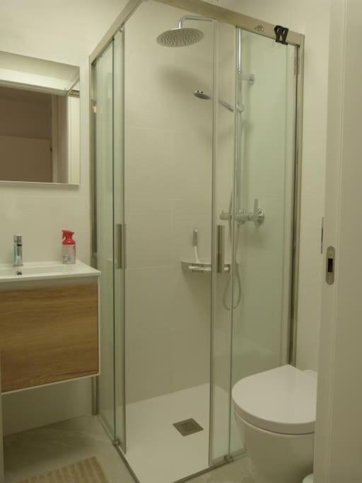 Modern Apartment In Torrevjea 200M From The Loccos Beach Torrevieja Eksteriør bilde